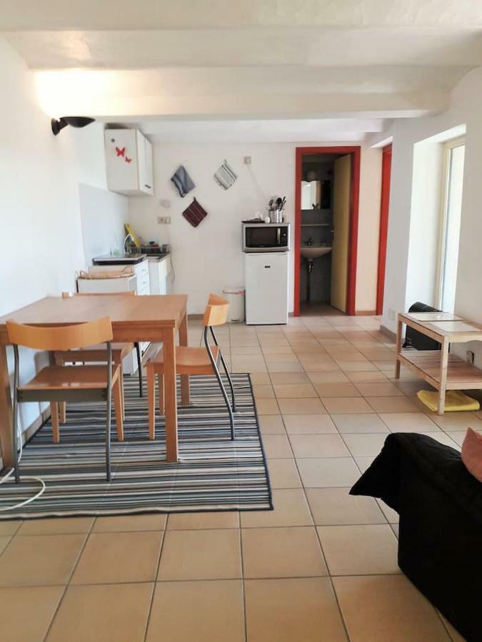 Appartement 2 Chambres Au Calme Et Au Vert, A Лувен-ла-Нев Екстер'єр фото